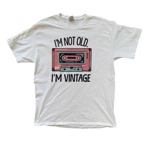 Graphic T-Shirt Large White Excellent I'm Not Old I'm Vintage